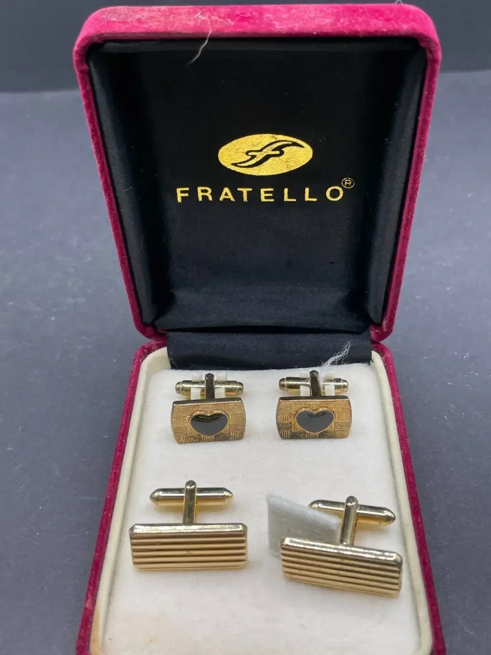 Swank & Fratello Men's Cufflinks Tie Clip Gold Tone Black Enamel Heart Lot of 2
